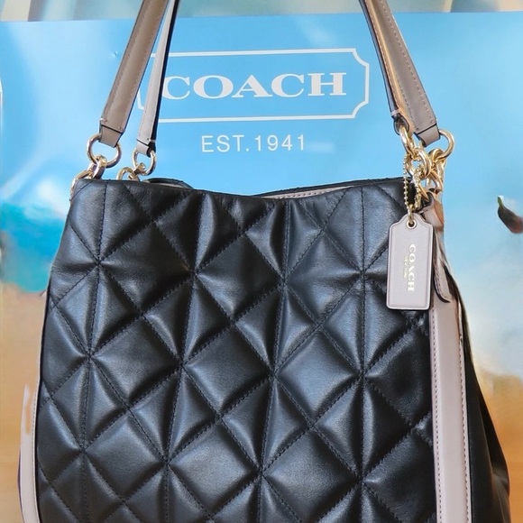 COACH QUILTED BLACK With BEIGE TRIM-TRIPLE COMPARMENT SHOULDER TOTE BAG